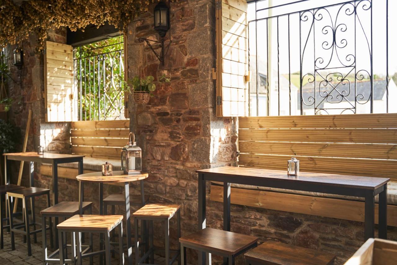 The White Hart Hotel Modbury ภายนอก รูปภาพ