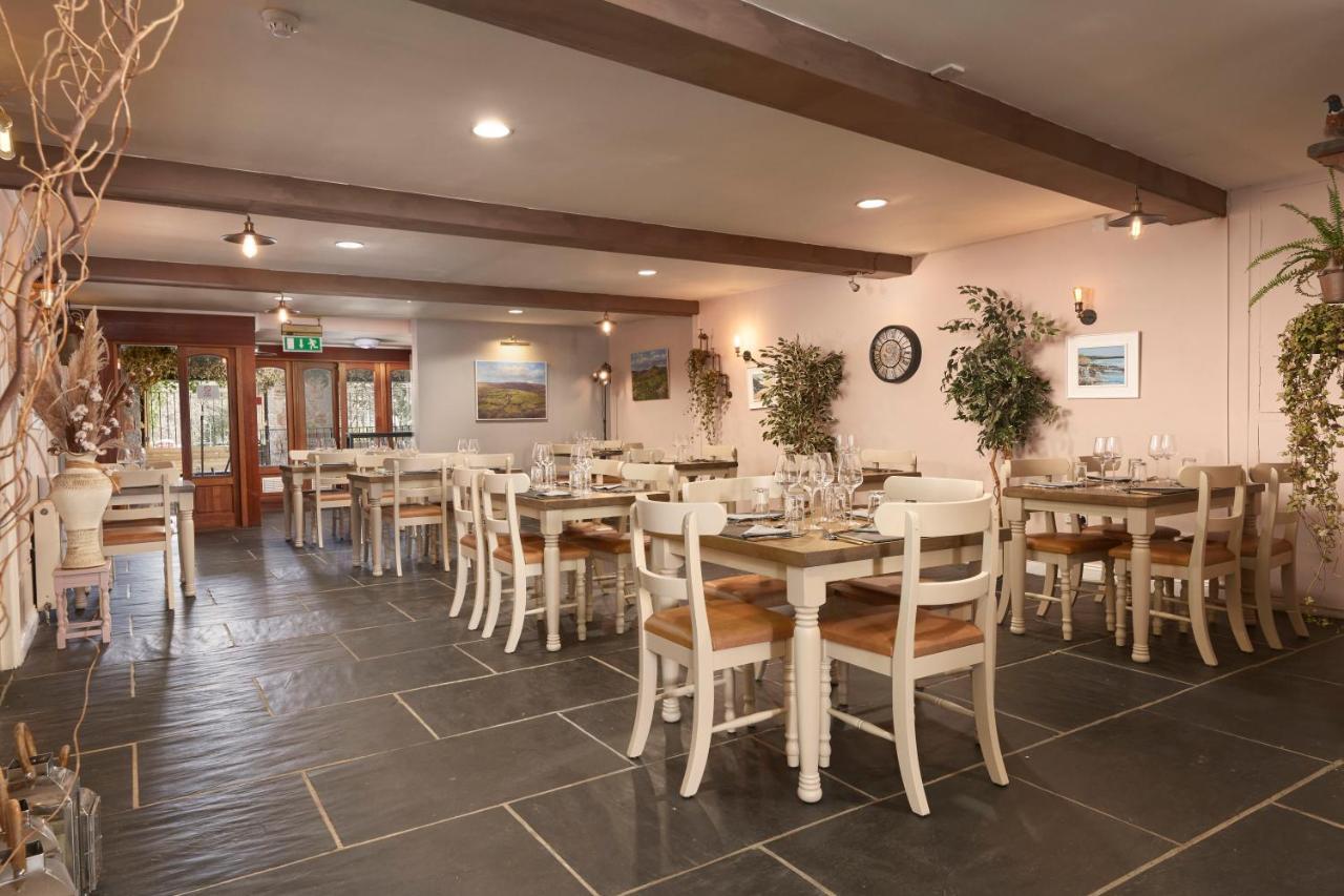 The White Hart Hotel Modbury ภายนอก รูปภาพ