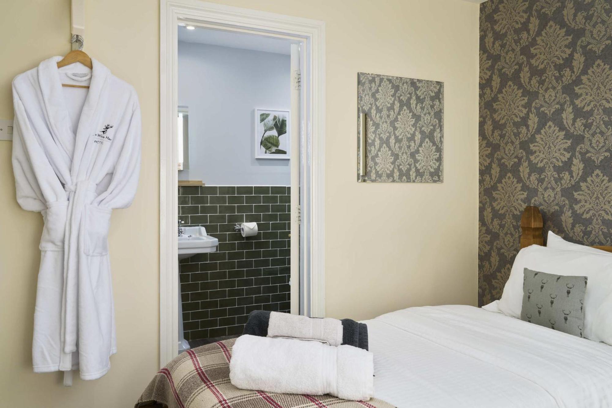 The White Hart Hotel Modbury ภายนอก รูปภาพ
