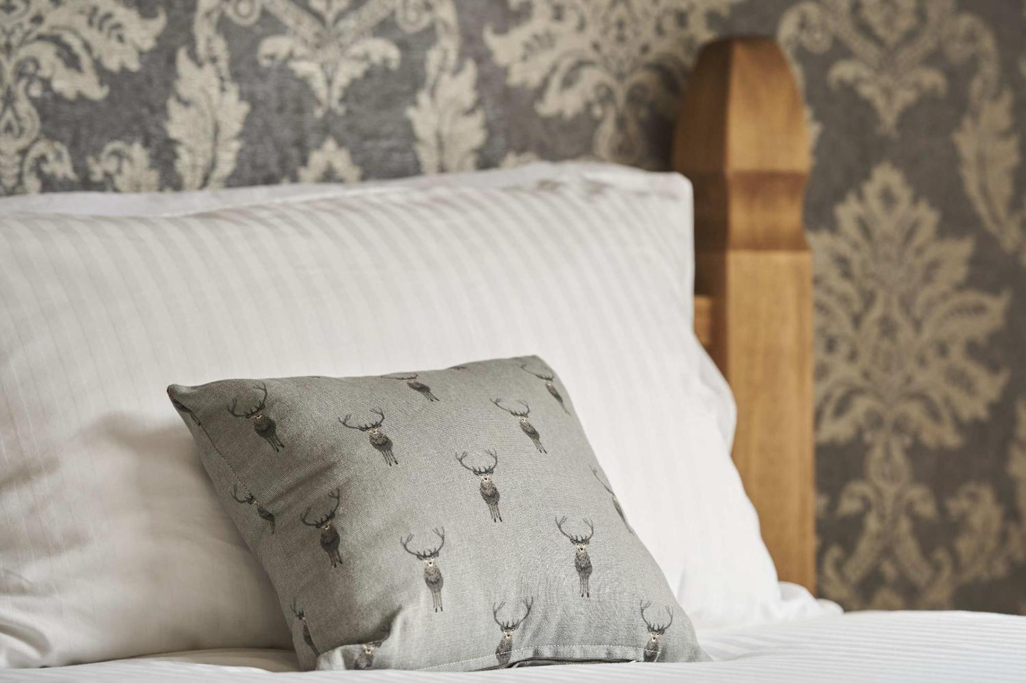 The White Hart Hotel Modbury ภายนอก รูปภาพ