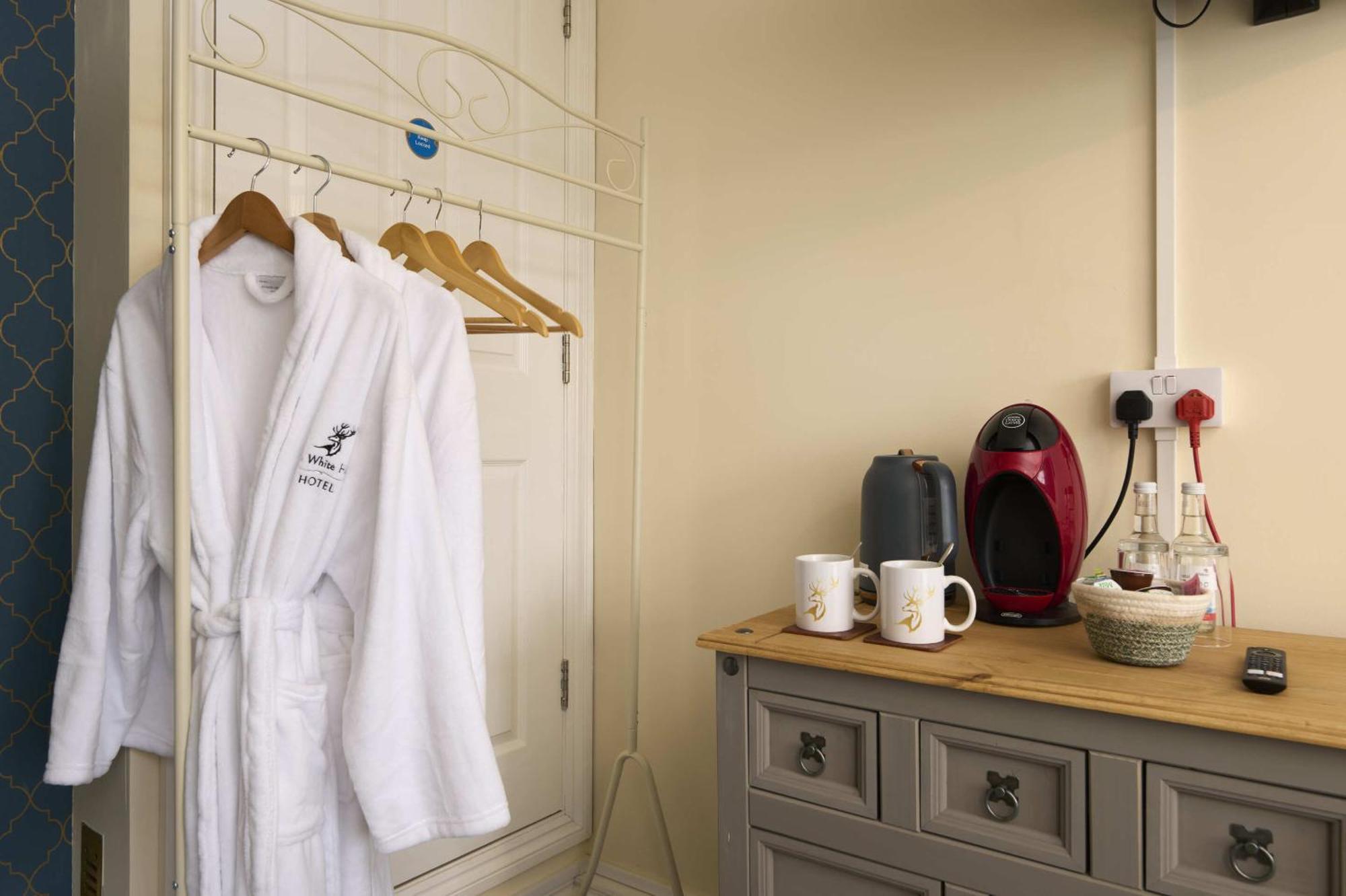 The White Hart Hotel Modbury ภายนอก รูปภาพ