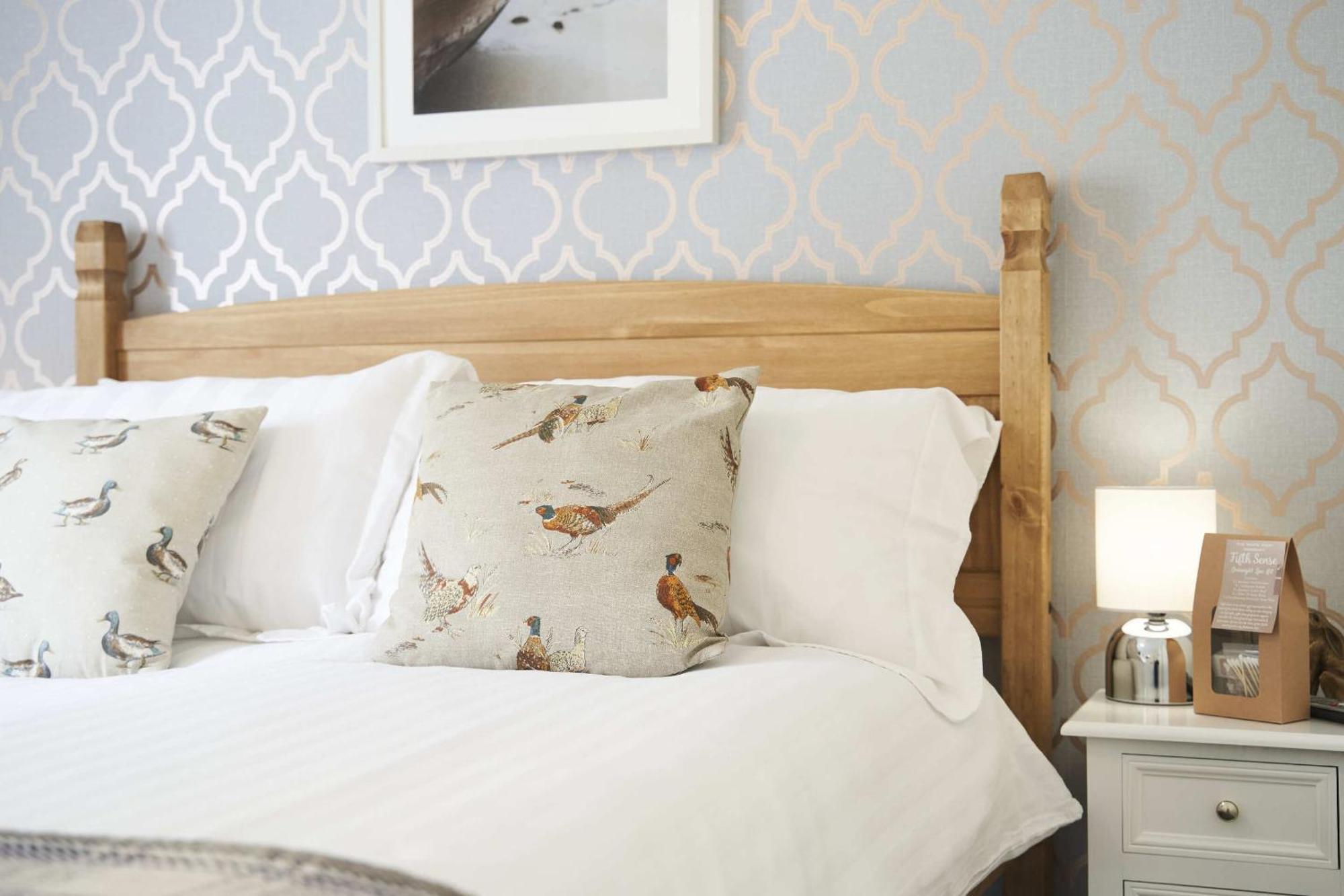 The White Hart Hotel Modbury ภายนอก รูปภาพ