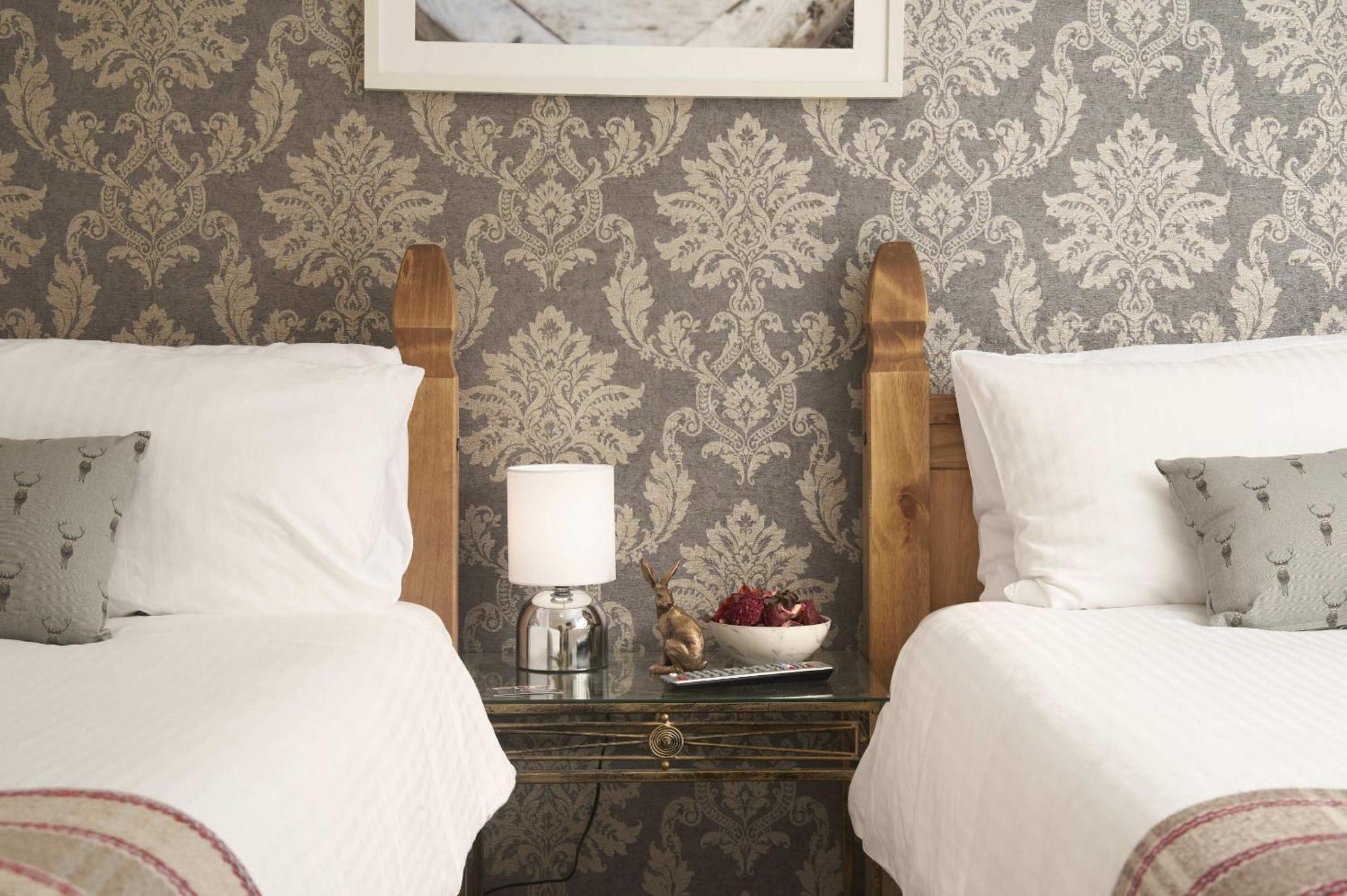 The White Hart Hotel Modbury ภายนอก รูปภาพ